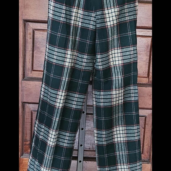 Vintage Pendleton, Size 8, Wool, Plaid, Green White And Red Pants, Wide Leg - Picture 2 of 14